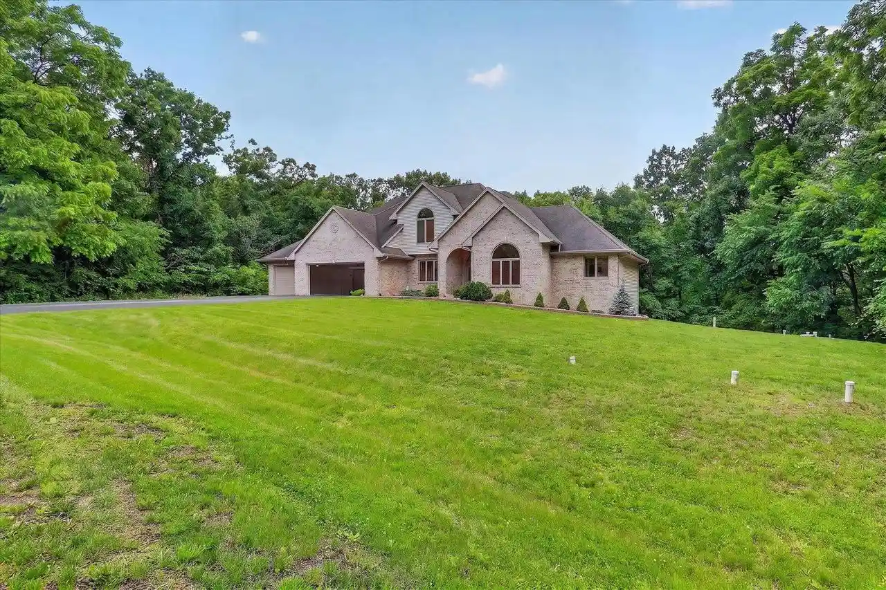 Photo 3 of Single family home for sale at 5035 N Northwood Trace Trace, Janesville, WI 53545 | MLS# 2026385 | Listing updated on 2026-09-03