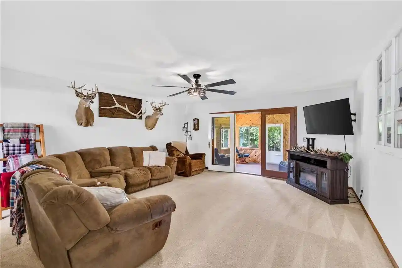 Homes for sale in Pardeeville, WI | W7852 Donlin Dr Dr, Pardeeville, WI 53954 | MLS# 2026270