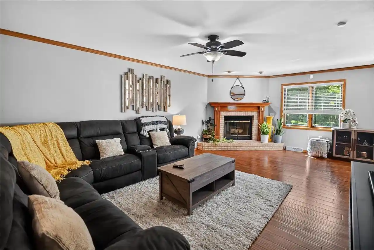 Homes for sale in Deforest, WI | 181 N Lexington Parkway Parkway, Deforest, WI 53532 | MLS# 2026316
