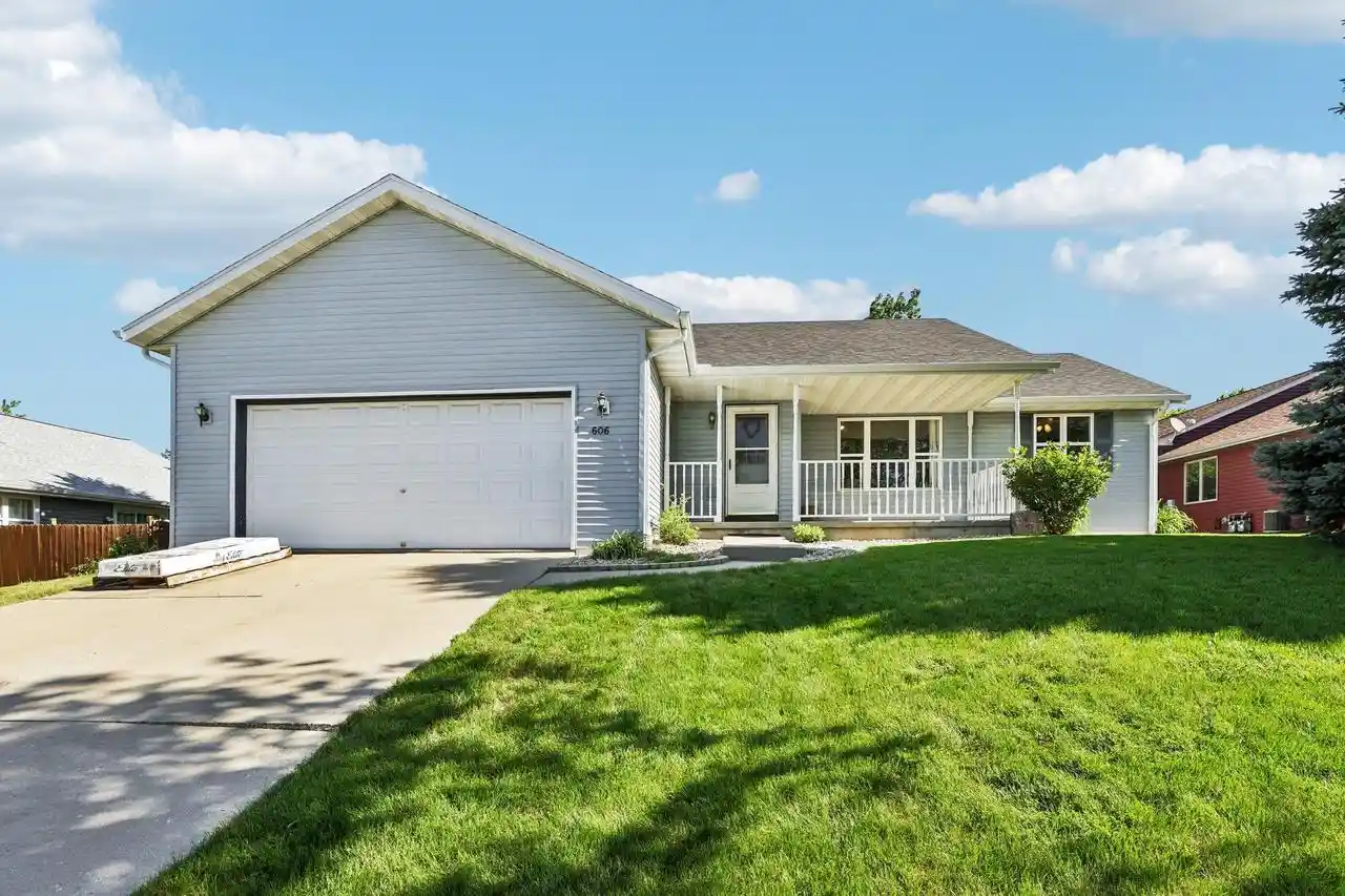 Homes for sale in Evansville, WI | 606 Garfield Avenue Avenue, Evansville, WI 53536 | MLS# 2026200