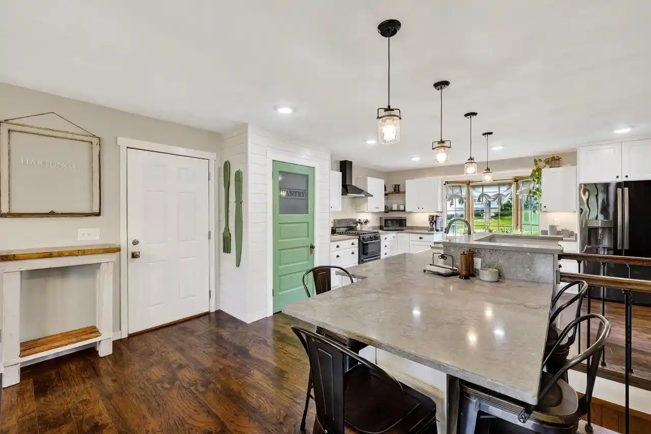 Photo 2 of Single family home for sale at 542 Woodview Dr Dr, Sun Prairie, WI 53590 | MLS# 2026416 | Listing updated on 2026-09-12