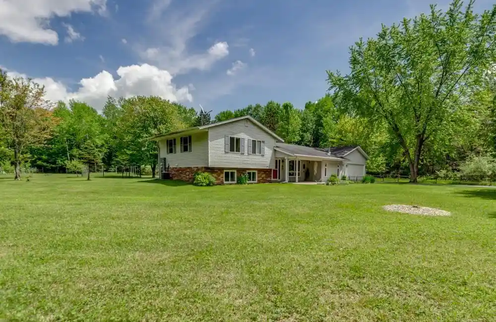 image of N2280 M 3 Dr Dr, Menominee, MI 49858 | MLS# 50327738