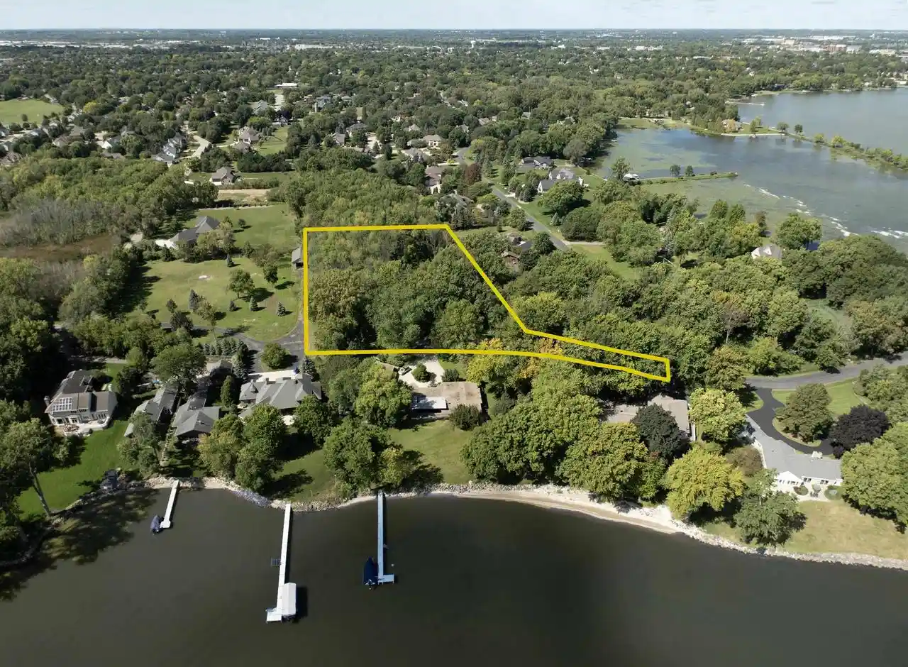 2nd image of Limekiln Dr Dr, Neenah, WI 54956 | MLS# 50327817