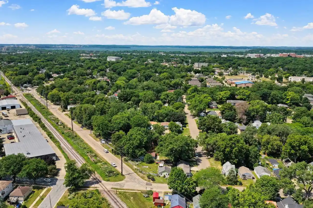 32nd image of 219 Memphis Avenue Avenue, Madison, WI 53714 | MLS# 2026426