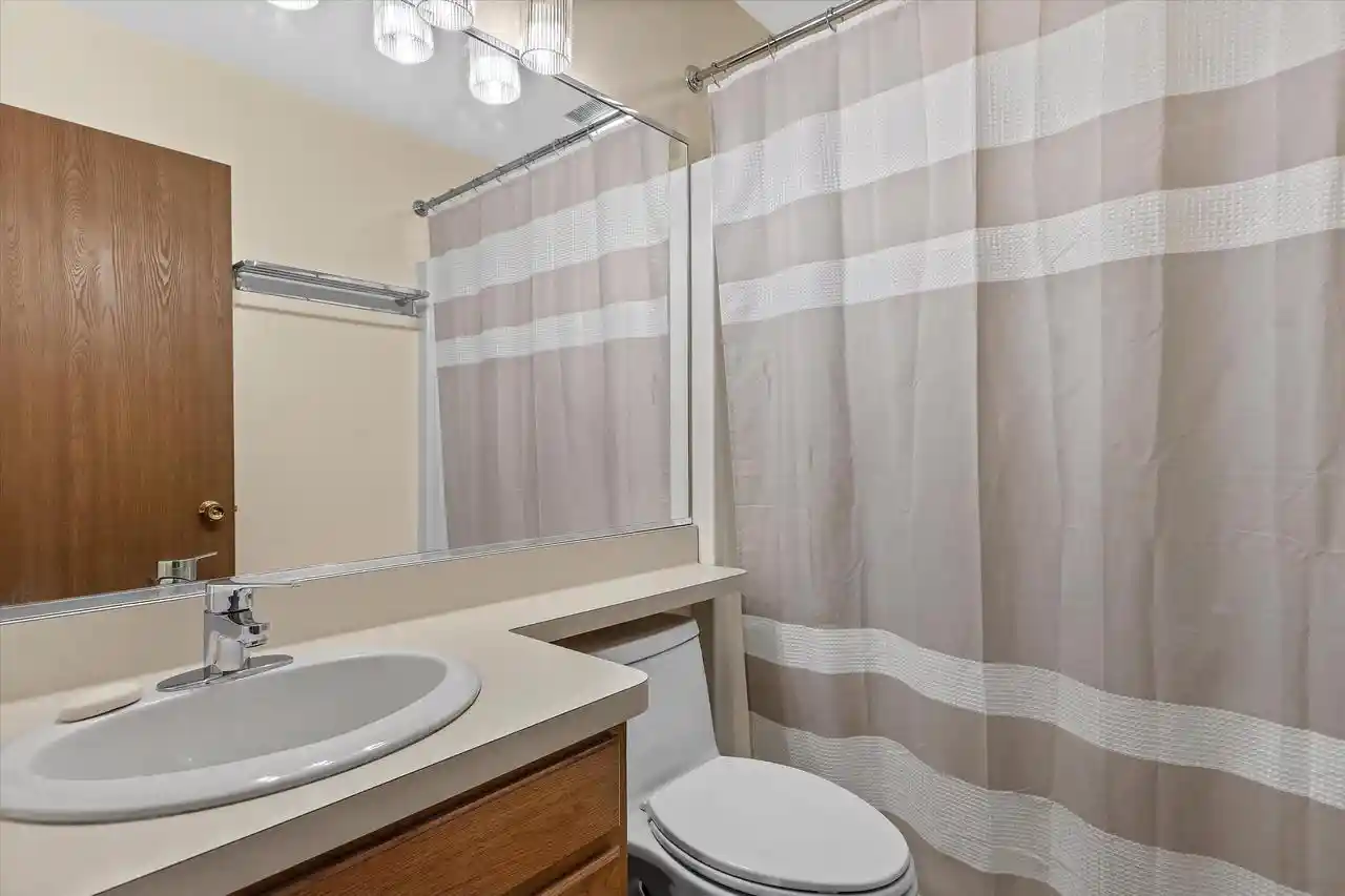 5th image of 6755 Mariner Dr Dr, Mount Pleasant, WI 53406