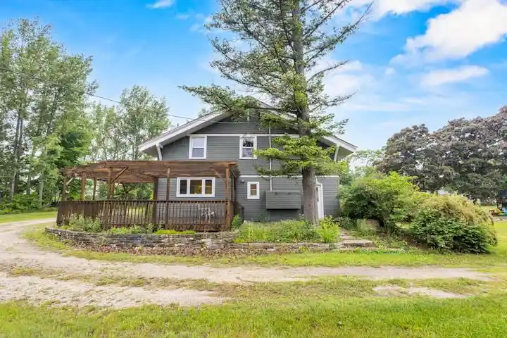 Photo 3 of Single family home for sale at 4590 County Hwy Hh, Sturgeon Bay, WI 54235 | MLS# 50327743 | Listing updated on 2026-06-22