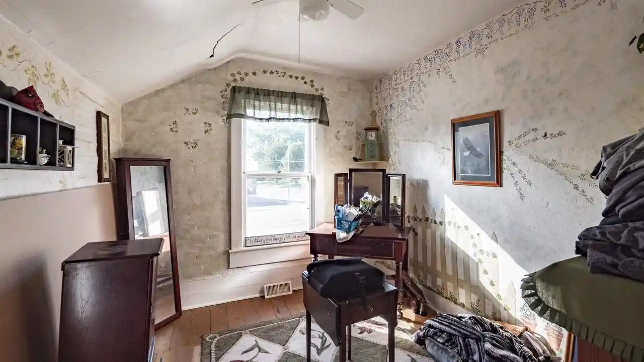 Homes for sale in Cecil, WI | 103 N Warrington Avenue Avenue, Cecil, WI 54111 | MLS# 50327767