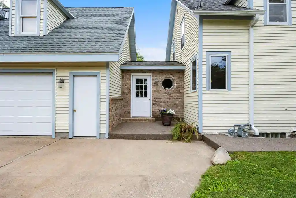2nd image of 601 3rd Avenue Avenue, Osceola, WI 54020 | MLS# 1602485
