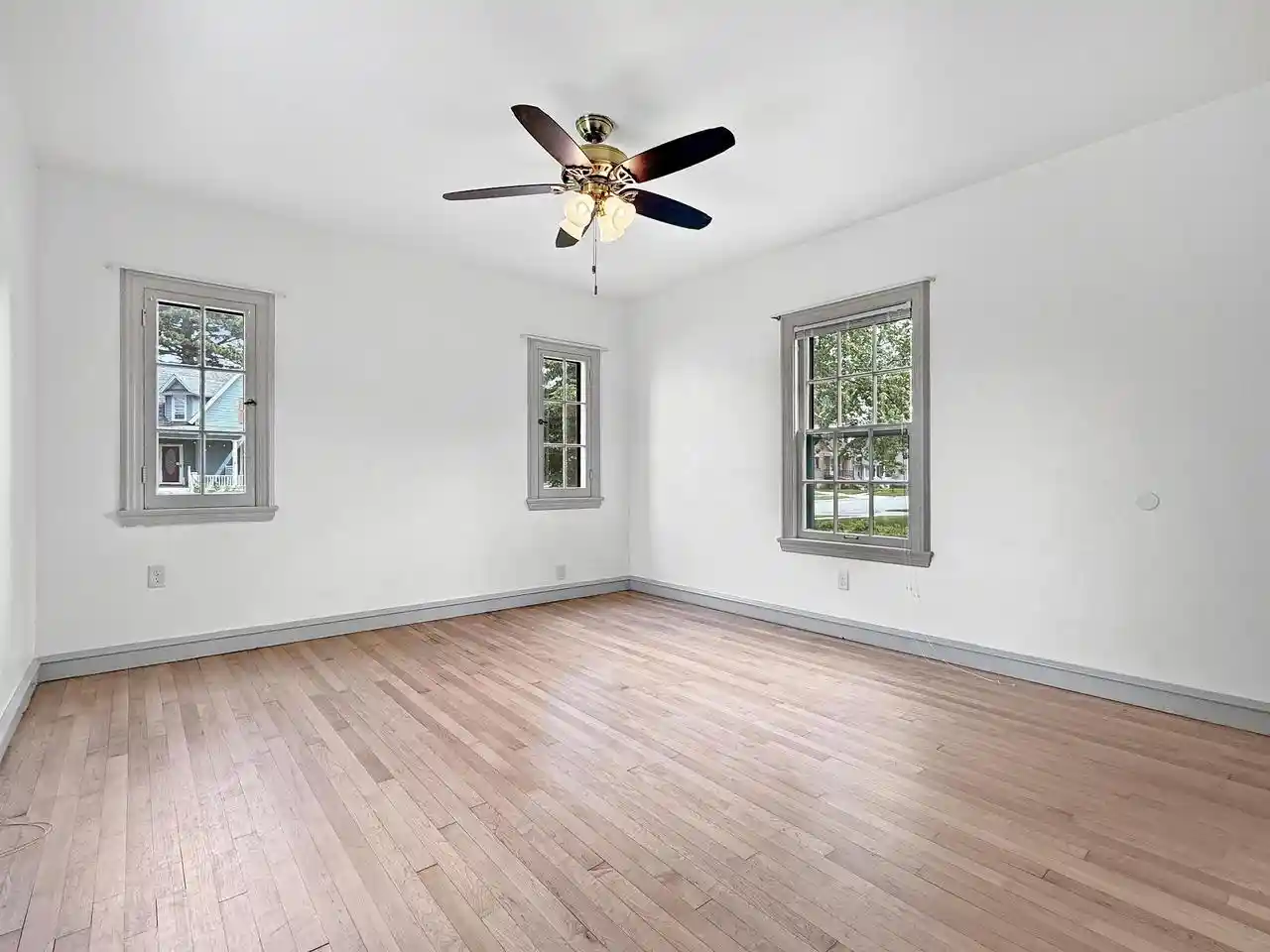 2nd image of 1239 Merryman Street Street, Marinette, WI 54143 | MLS# 50327816
