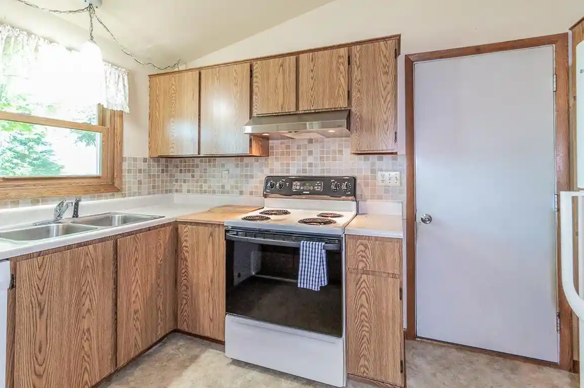 Homes for sale in New London, WI | E8488 Stage Road Road, New London, WI 54961 | MLS# 50327870