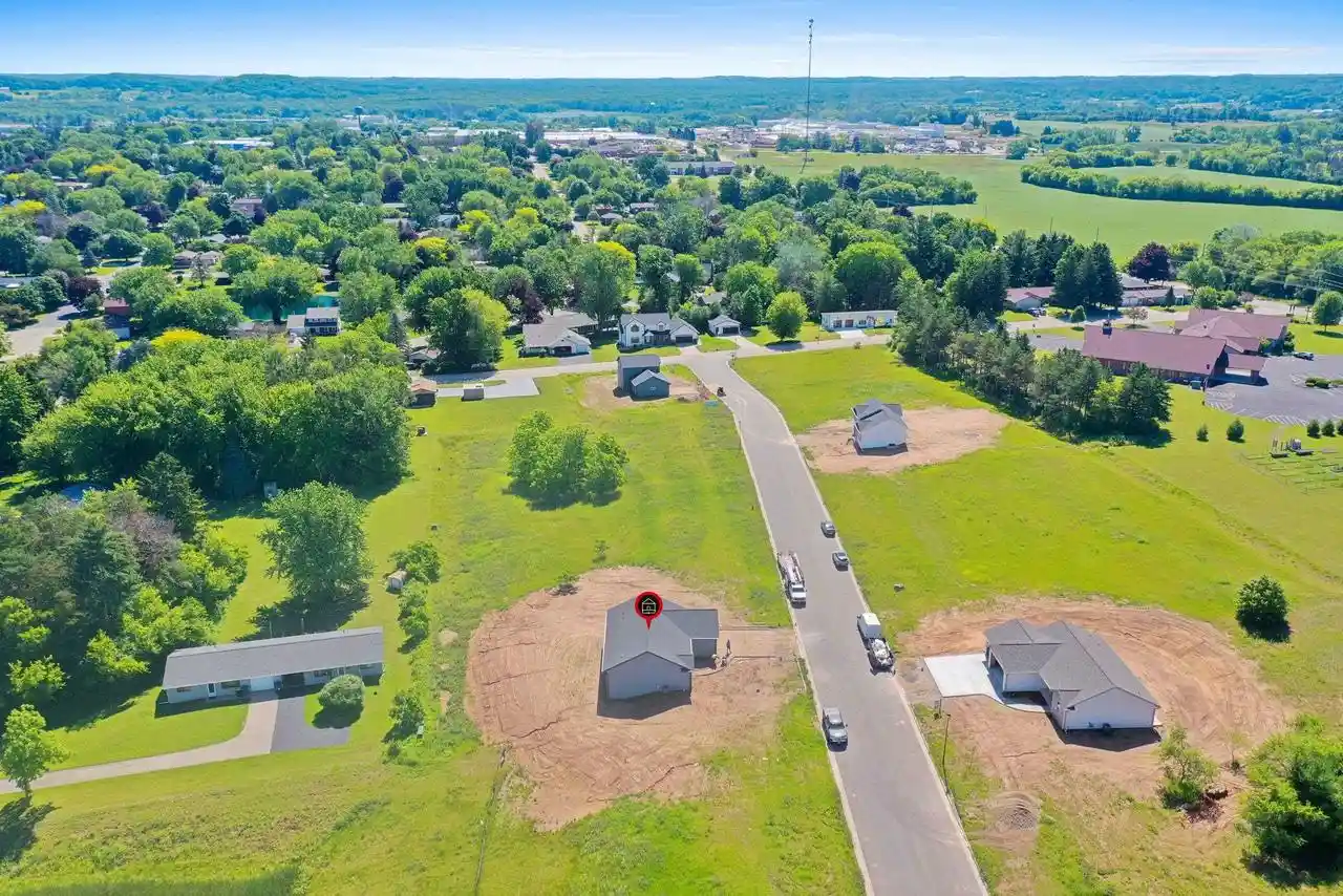 Homes for sale in New London, WI | 1845 Southland Lane Lane, New London, WI 54961 | MLS# 50327833