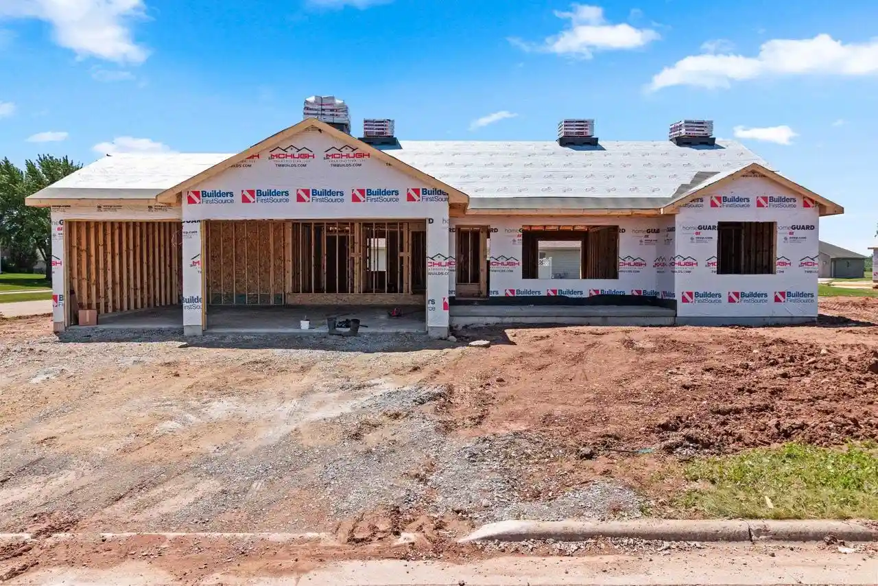 Homes for sale in New London, WI | 530 Willow Court Court, New London, WI 54961 | MLS# 50327840