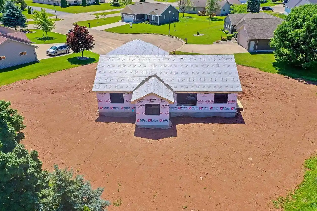 Homes for sale in New London, WI | 535 Dogwood Court Court, New London, WI 54961 | MLS# 50327839
