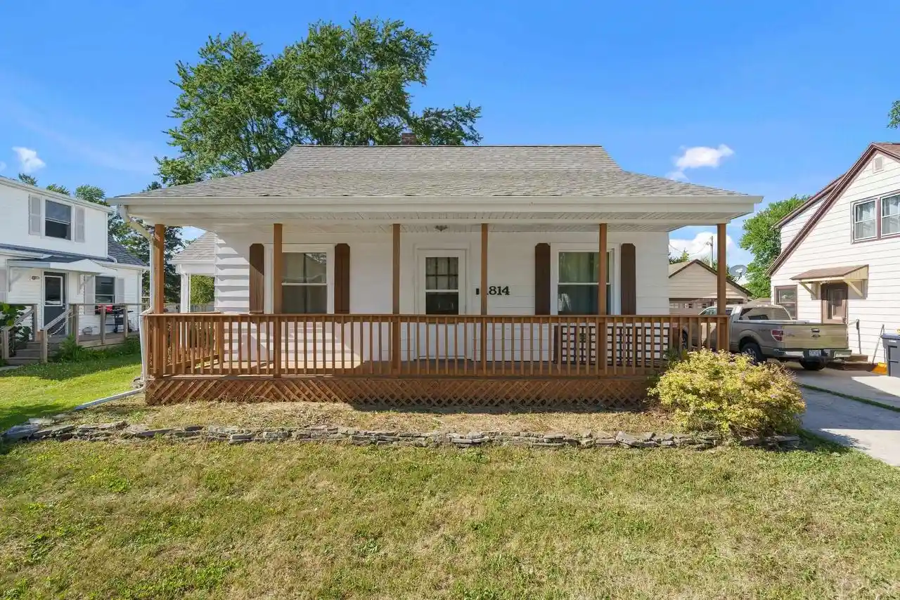 Homes for sale in New Holstein, WI | 1814 Pleasant Avenue Avenue, New Holstein, WI 53061 | MLS# 50327845