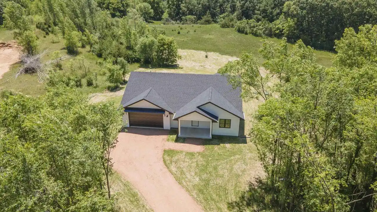 Homes for sale in Wautoma, WI | 1043 E Taplin Dr Dr, Wautoma, WI 54982 | MLS# 50327879