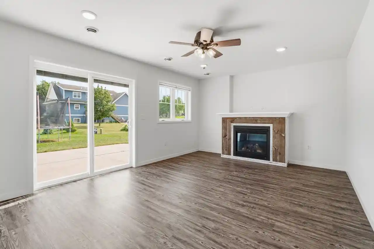 4th image of 233 Greenway Circle Circle, Deerfield, WI 53531 | MLS# 2026457