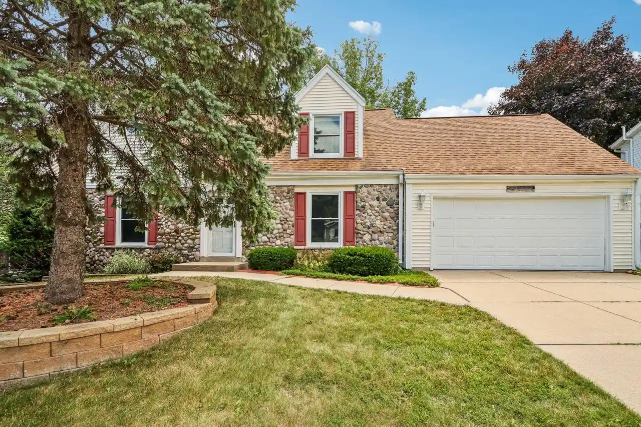 1st image of 1797 Cypress Dr Dr, Grafton, WI 53024 | MLS# 1968543