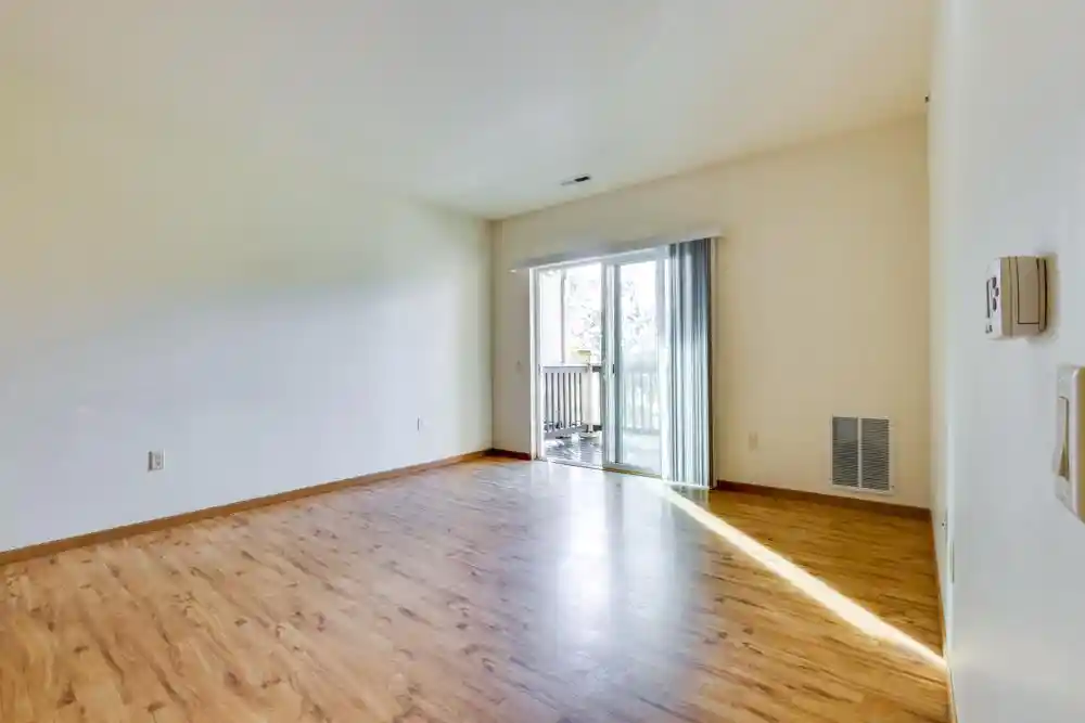 Listing Photo 4 - Condo for sale in building located at 5198 Sassafras Dr Dr, Fitchburg, WI 53711 - Unit #205