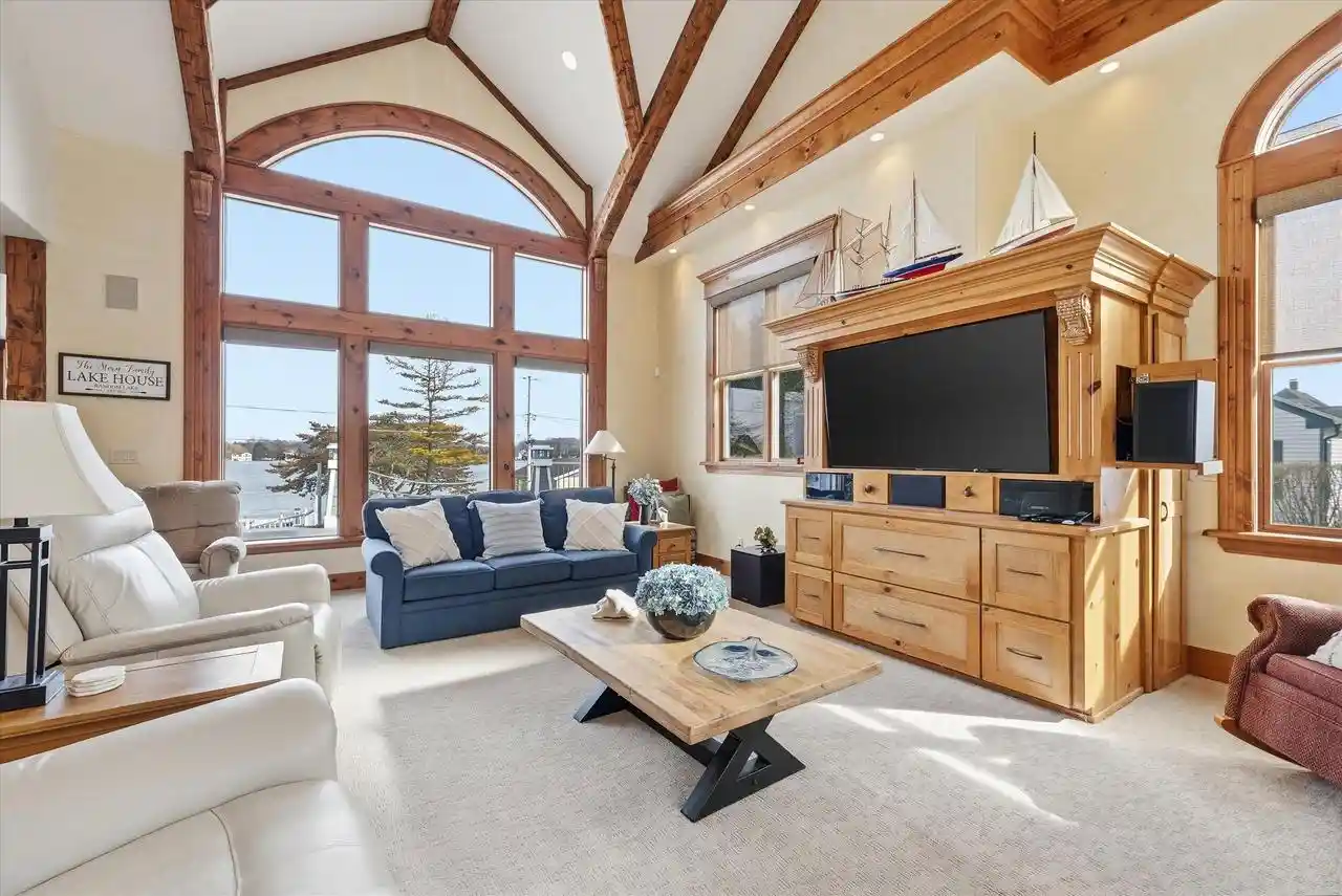 3rd image of 405 Lake Dr Dr, Random Lake, WI 53075 | MLS# 1968567