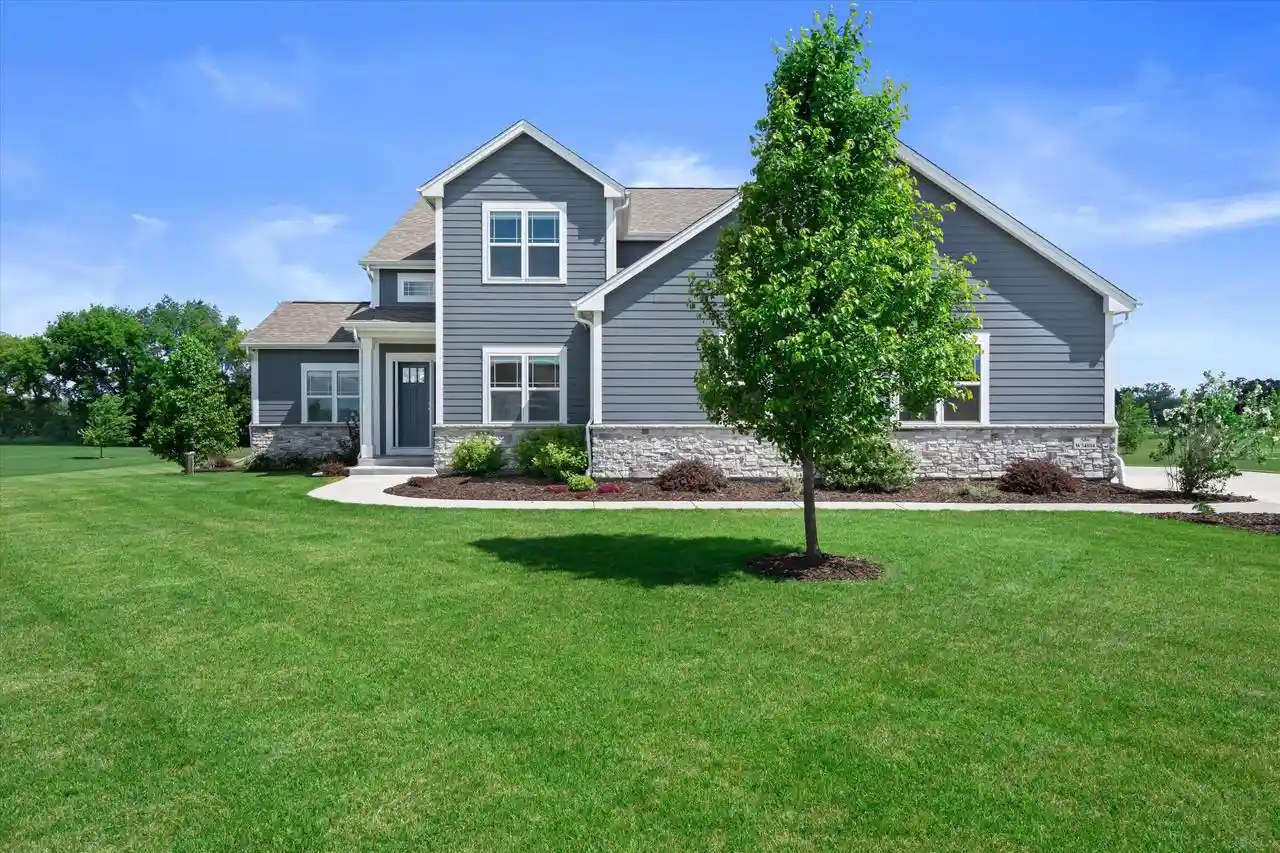 1st image of S86w34804 Knoll Road Road, Eagle, WI 53119 | MLS# 1968583