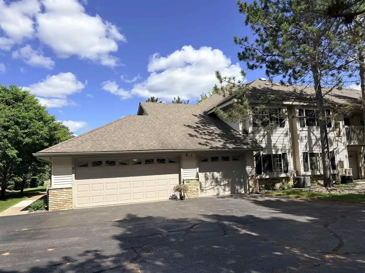 Homes for sale in Minocqua, WI | 9887 Morgan Oaks Dr Dr #8A, Minocqua, WI 54548 | MLS# 2026478