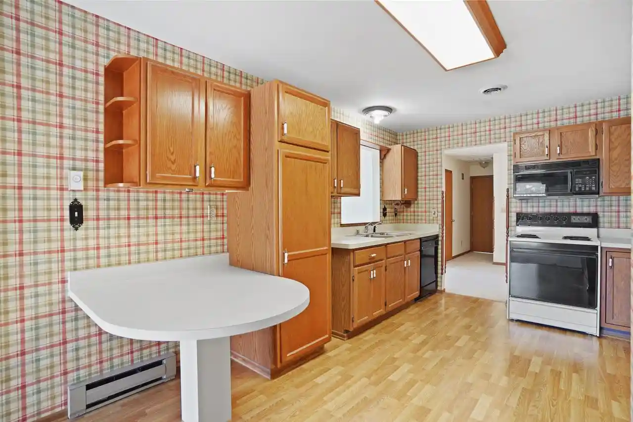 4th image of 3128 Wood Rd Rd, Mount Pleasant, WI 53406