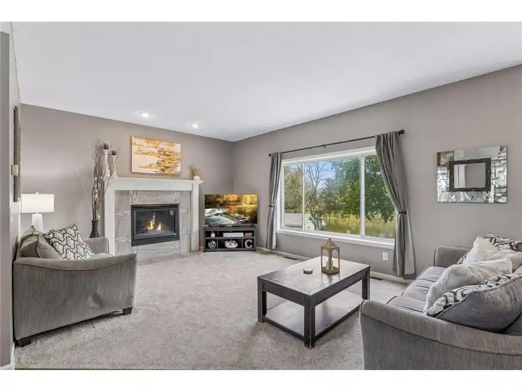 3rd image of 624 Dundee Avenue Avenue, River Falls, WI 54022 | MLS# 7093858