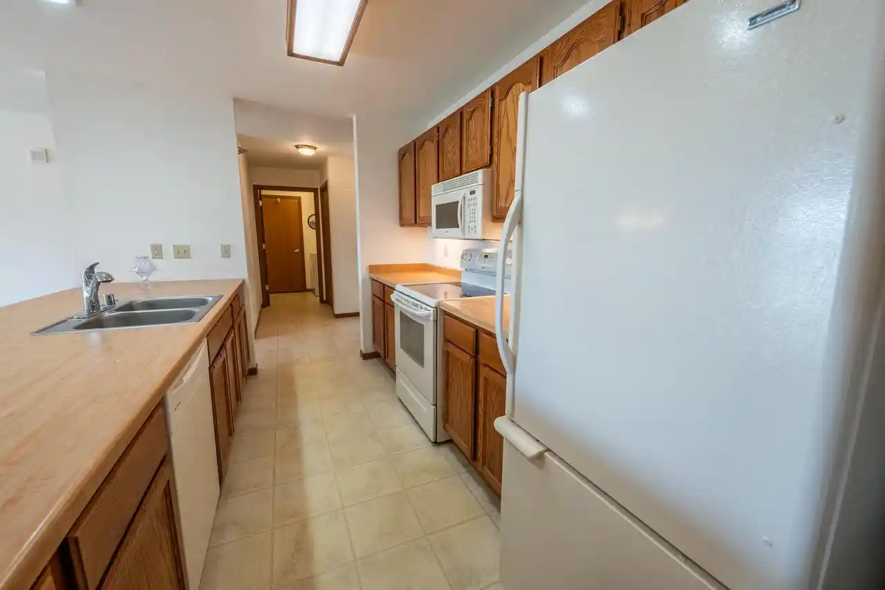 Homes for sale in West Bend, WI | 715 Canterberry Ct Ct, West Bend, WI 53090