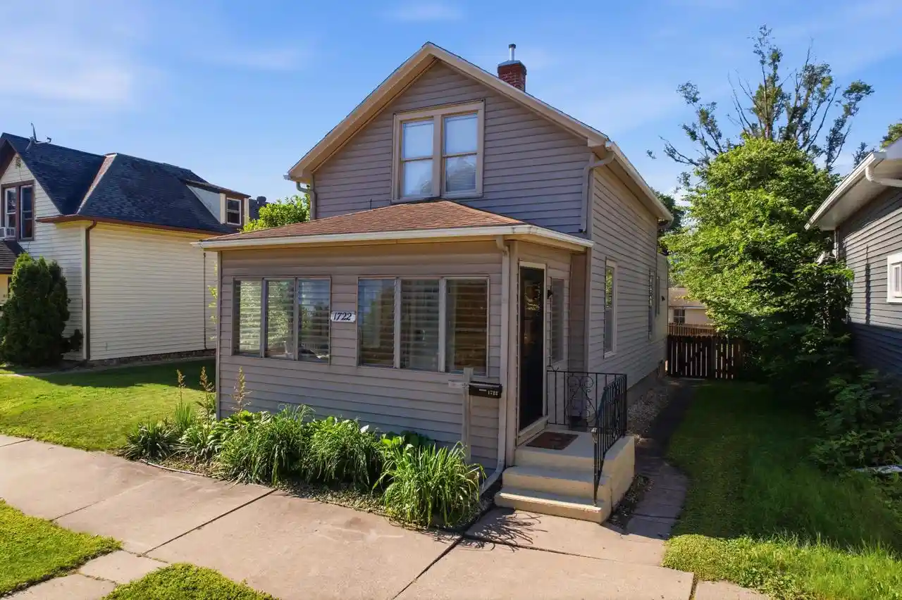 Photo 1 of Sale Pending at 1722 Winnebago Street Street, La Crosse, WI 54601 | MLS# 1968616 | Listing updated on 2026-09-17