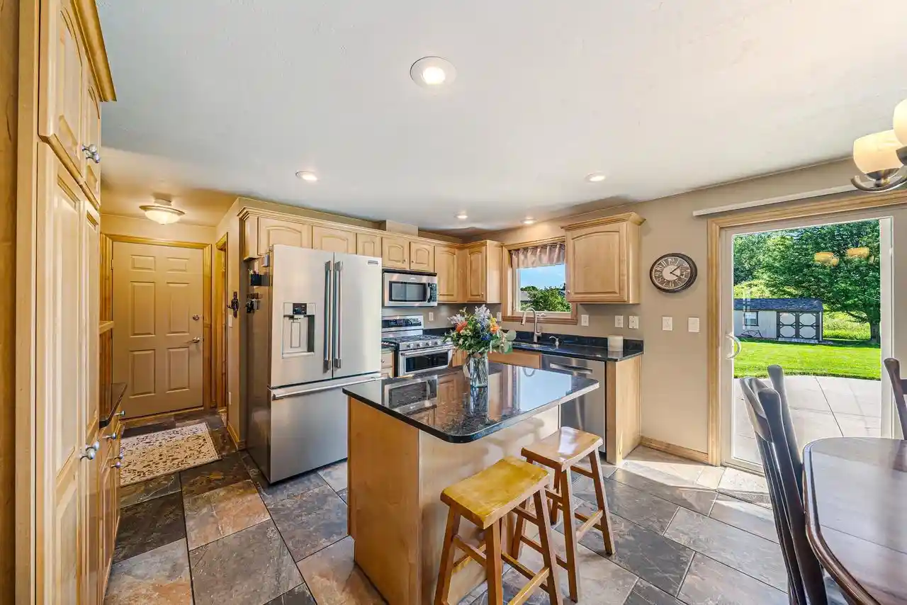 40th image of 2014 Charles Street Street, De Pere, WI 54115 | MLS# 50327895