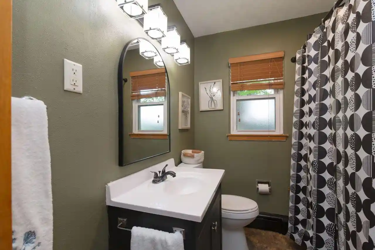5th image of 642 Vine Street Street, Fond Du Lac, WI 54935 | MLS# 1968647