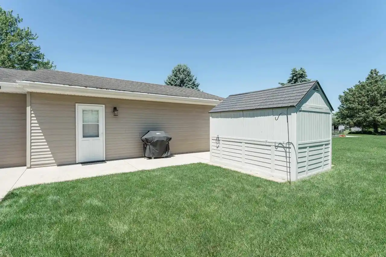 4th image of 988 Nantucket Dr Dr, Janesville, WI 53546 | MLS# 2026487