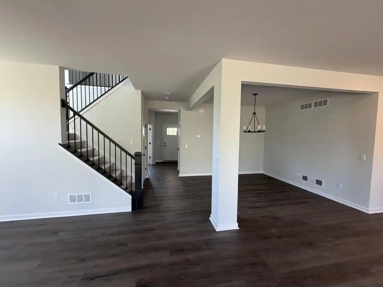 16th image of N101w16888 Tanglewood Dr Dr, Germantown, WI 53022 | MLS# 1968636