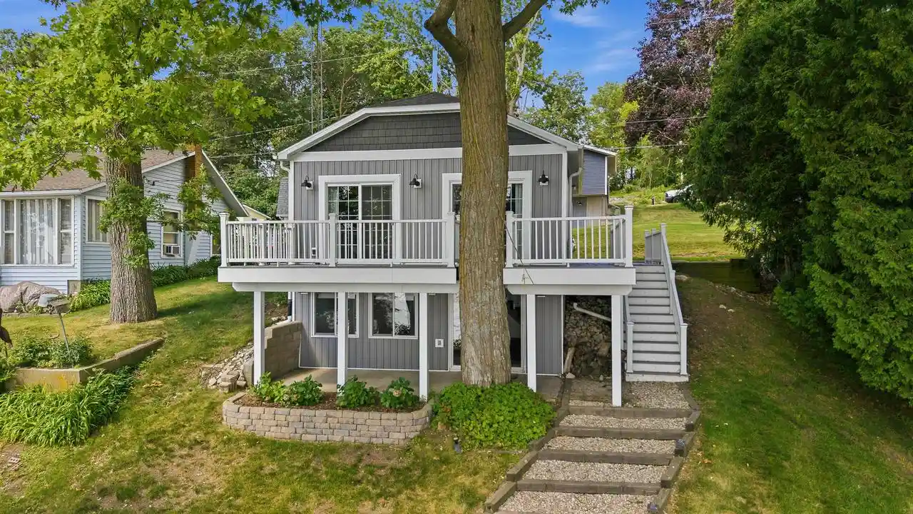 Homes for sale in Fox Lake, WI | N10524 Howard Avenue Avenue, Fox Lake, WI 53933 | MLS# 2026489