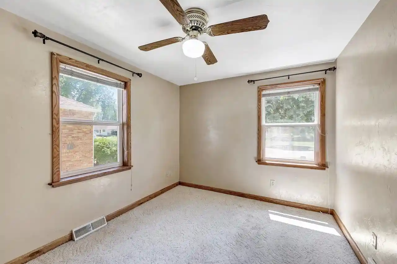 Homes for sale in Green Bay, WI | 1192 Bond Street Street, Green Bay, WI 54303 | MLS# 50327913