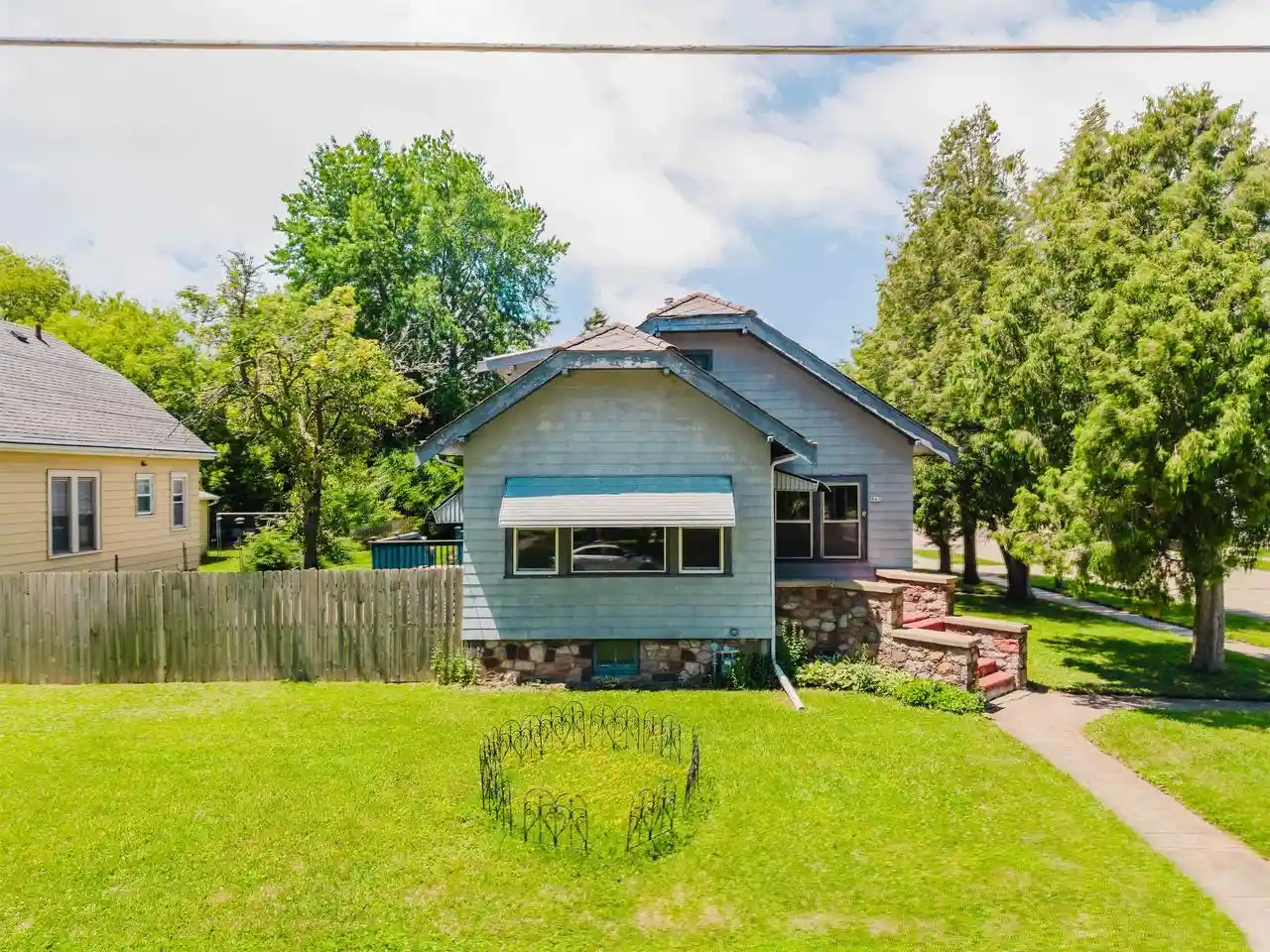 1st image of 841 Mt Vernon Street Street, Oshkosh, WI 54901 | MLS# 50327916
