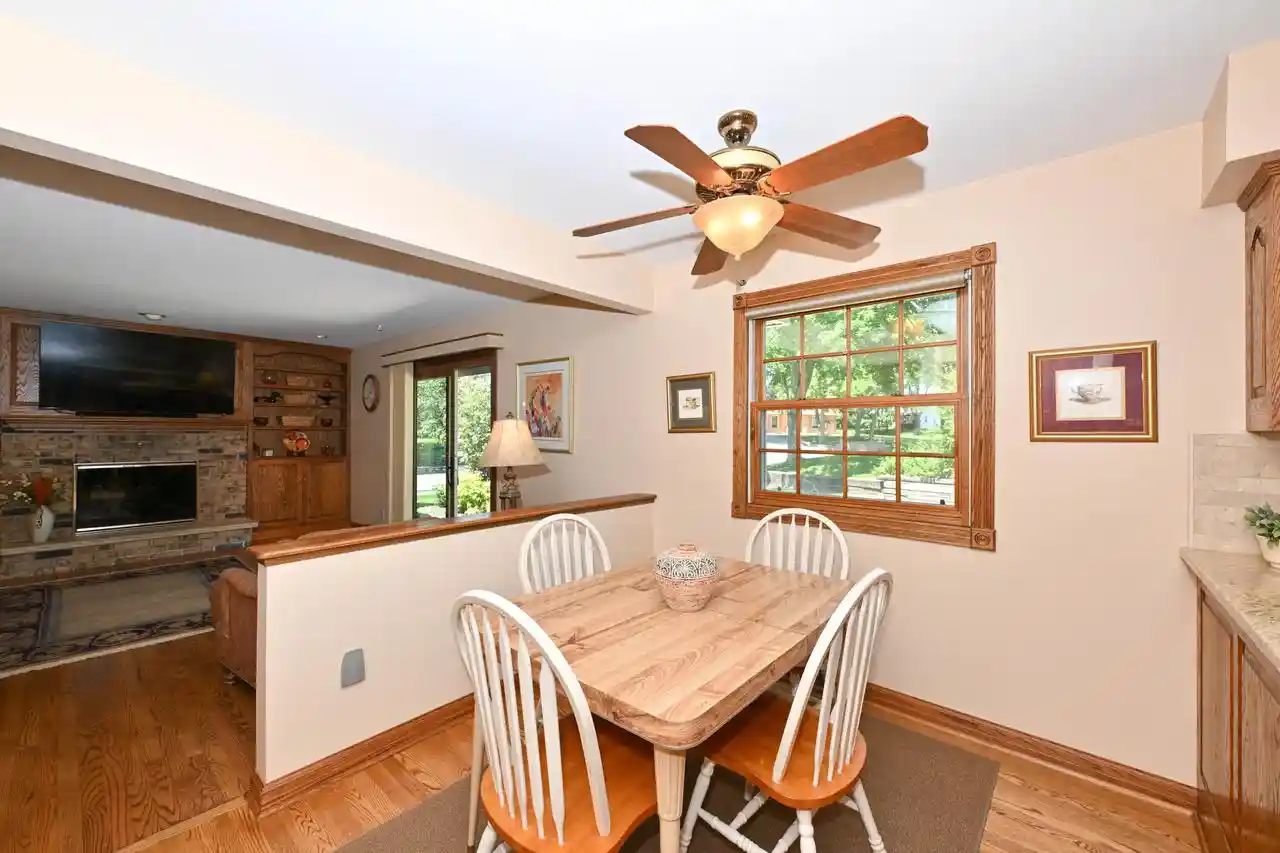 5th image of 12660 W Crawford Dr Dr, New Berlin, WI 53151 | MLS# 1968664