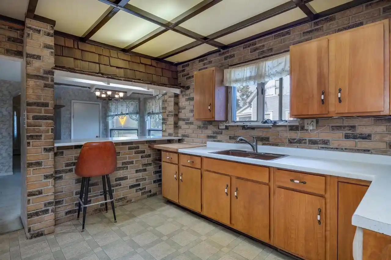 3rd image of 1315 W Court Street Street, Janesville, WI 53548 | MLS# 2026498