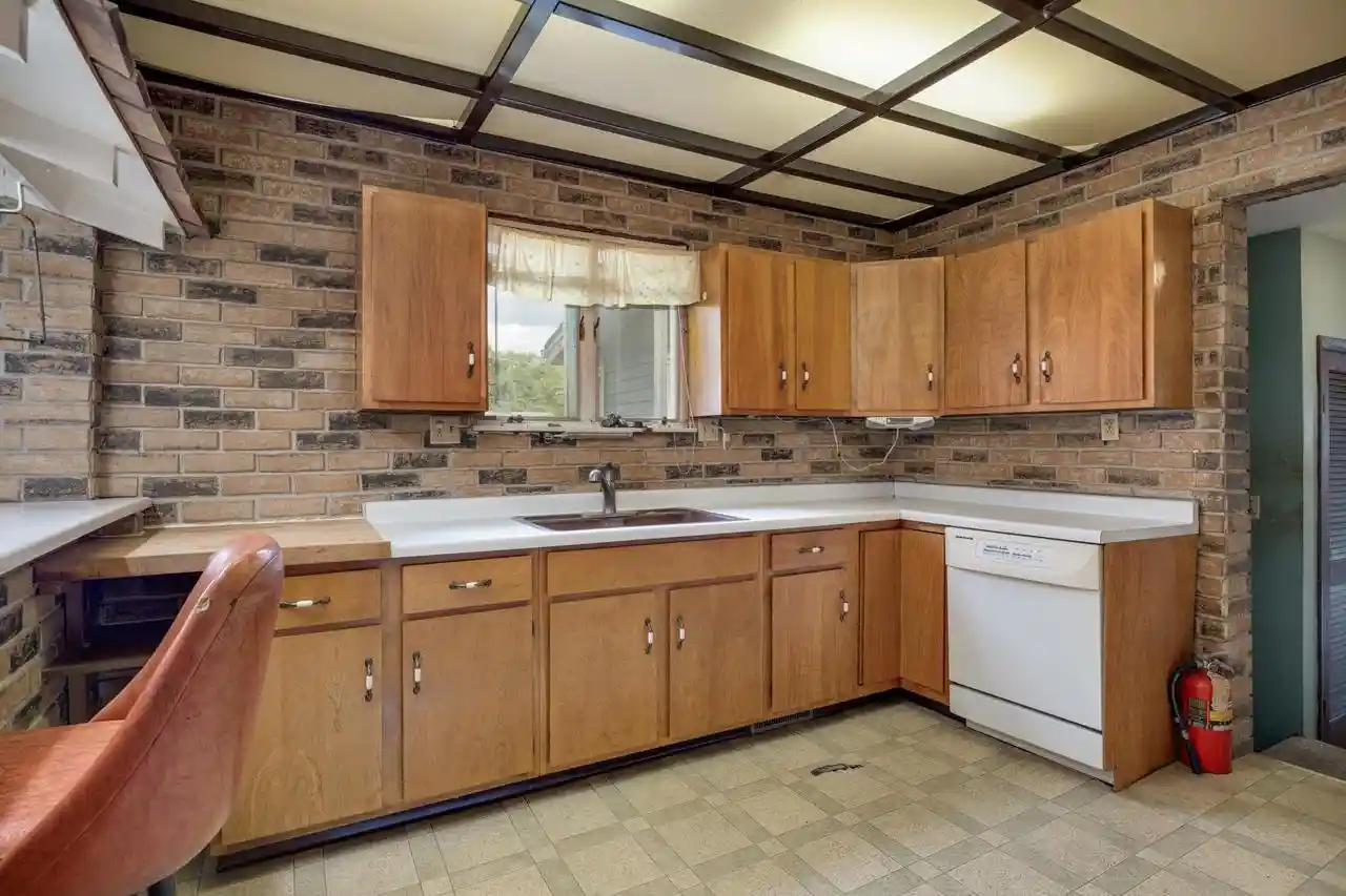 4th image of 1315 W Court Street Street, Janesville, WI 53548 | MLS# 2026498