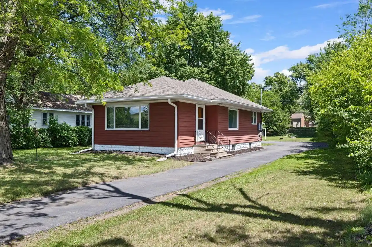 Homes for sale in La Crosse, WI | 2920 George Street Street, La Crosse, WI 54603 | MLS# 1968674