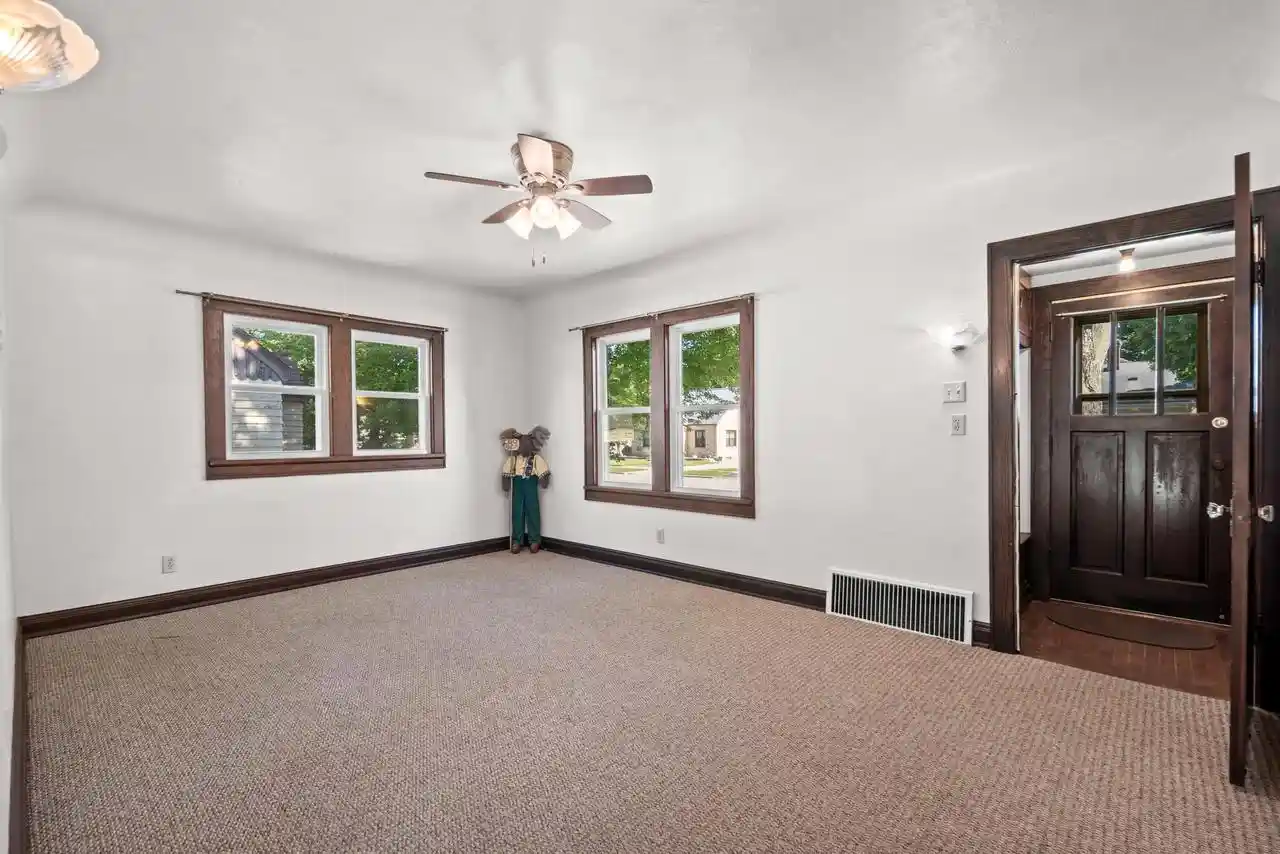 Homes for sale in Green Bay, WI | 1851 Preble Avenue Avenue, Green Bay, WI 54302 | MLS# 50327923