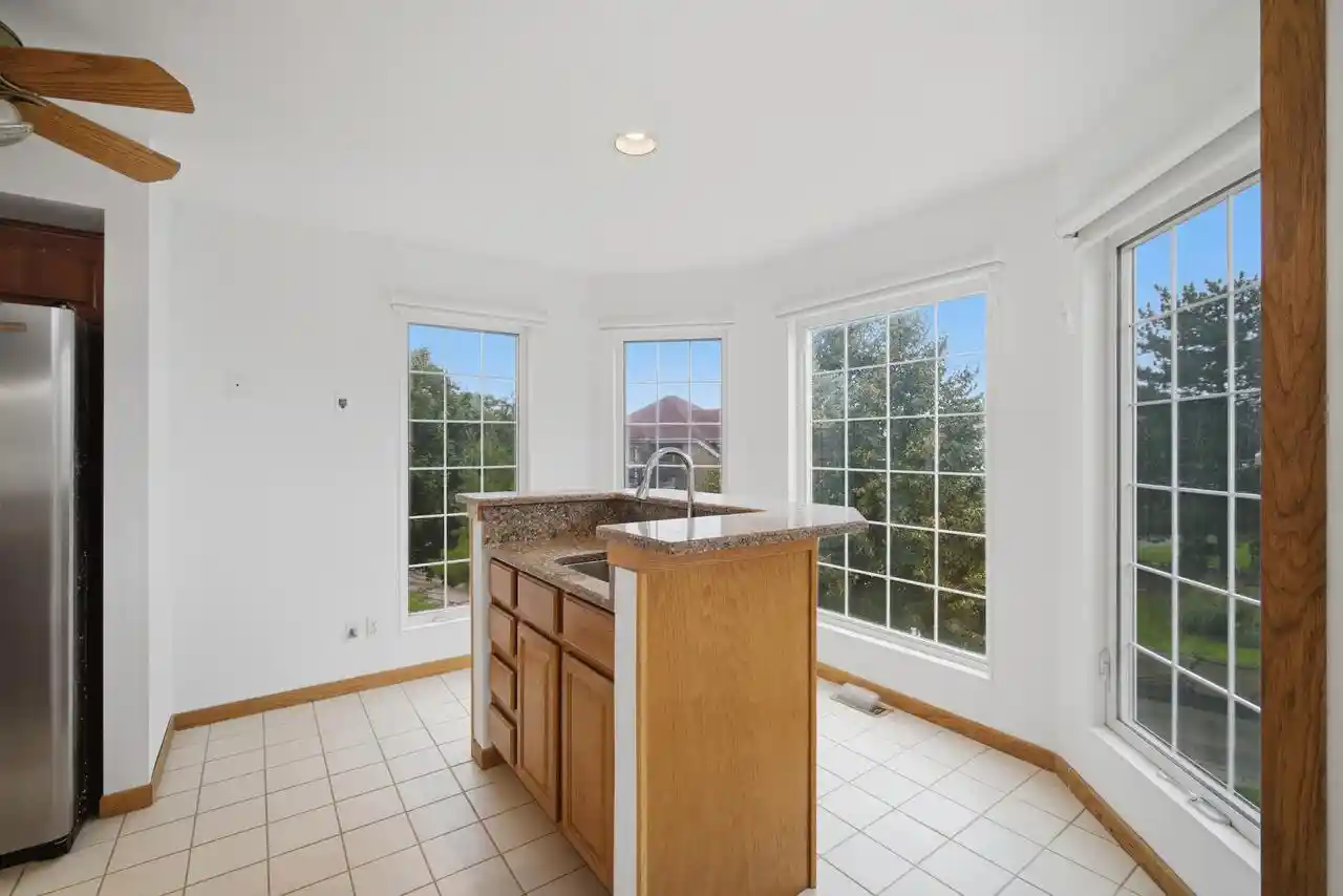 Photo 4 of Condo for sale at 1505 Highland Dr Dr, Lake Geneva, WI 53147 | MLS# 1968691 | Listing updated on 2026-09-21