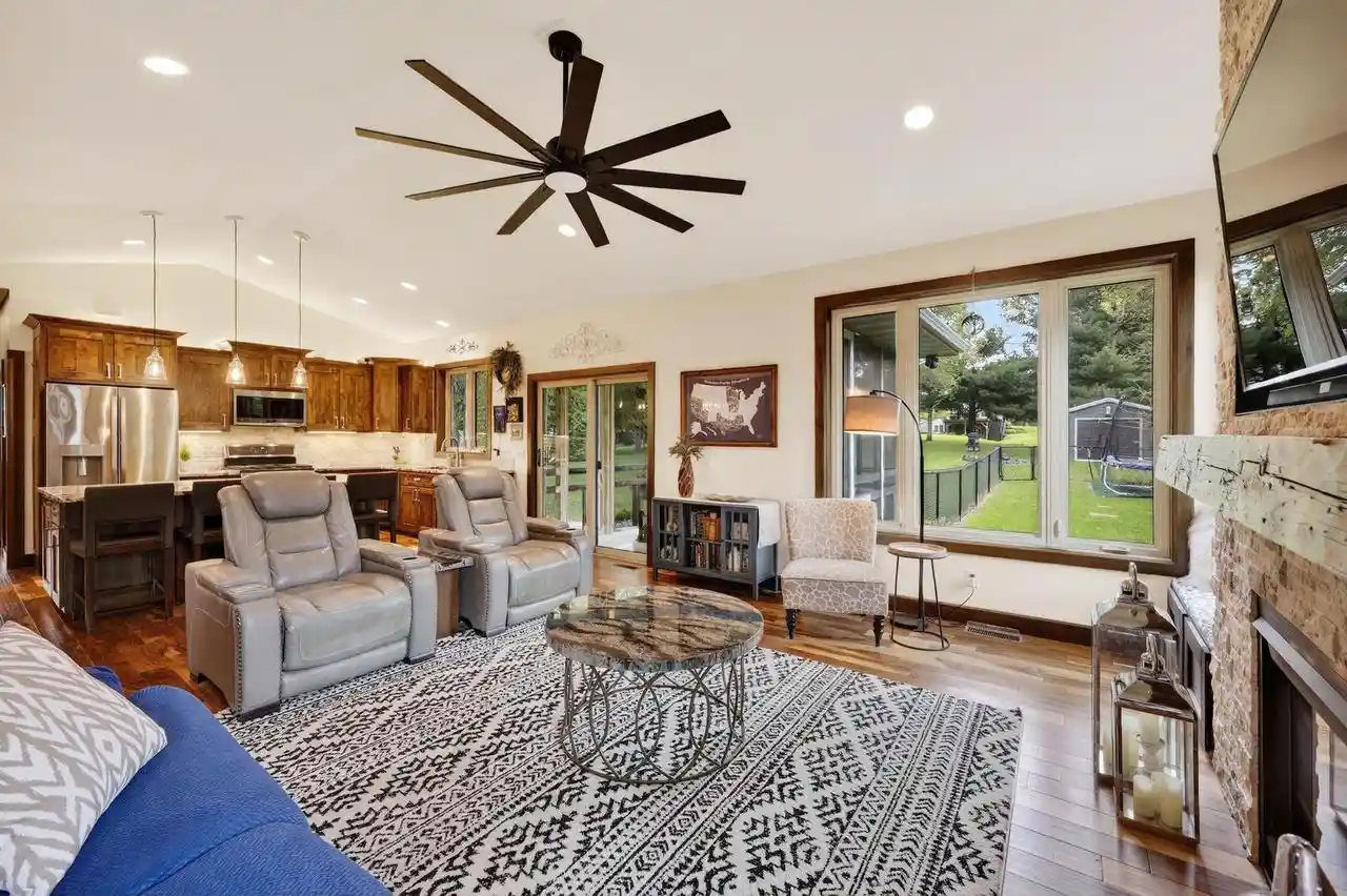 4th image of 1789 Lunde Circle Circle, Stoughton, WI 53589 | MLS# 2026516
