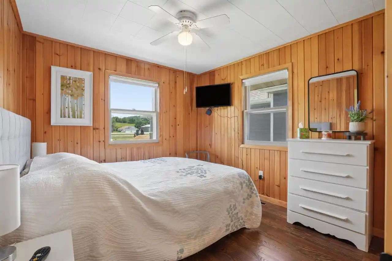 Homes for sale in Cassville, WI | 1600 Jack Oak Road Road, Cassville, WI 53806 | MLS# 2026519