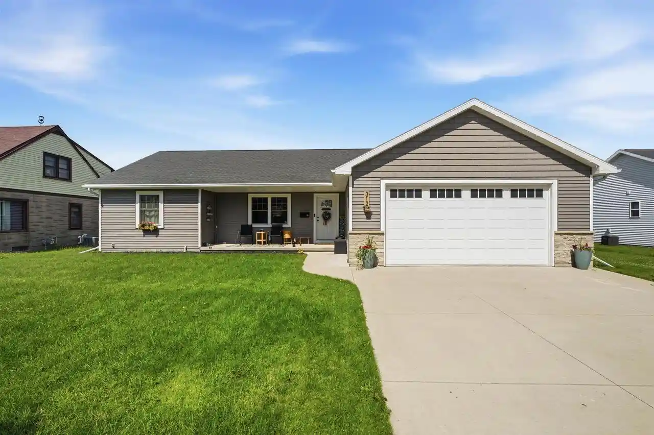 Homes for sale in Kimberly, WI | 312 N John Street Street, Kimberly, WI 54136 | MLS# 50327939
