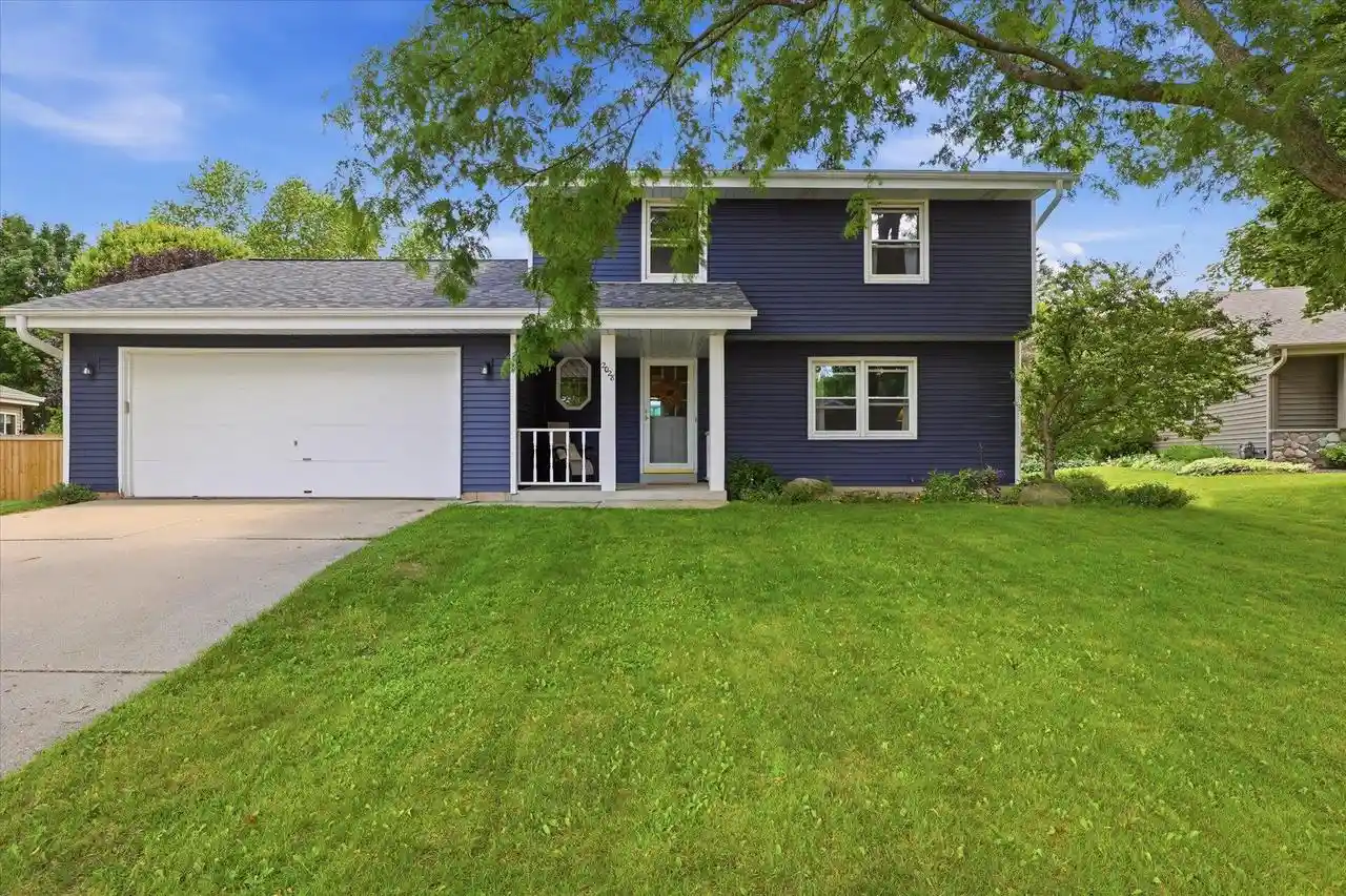 1st image of 2028 Chapman Dr Dr, Waukesha, WI 53189 | MLS# 1968711