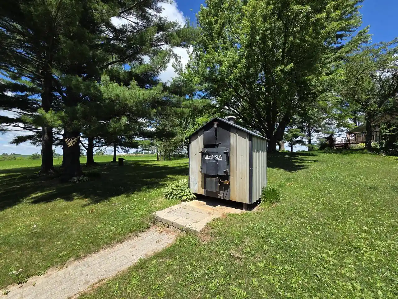 Homes for sale in Allenton, WI | 6051 Blueberry Road Road, Allenton, WI 53002 | MLS# 1968727