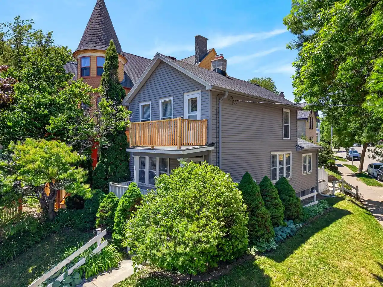 Single family home for sale at 1463 N Franklin Pl Pl, Milwaukee, WI 53202 | MLS# 1968735