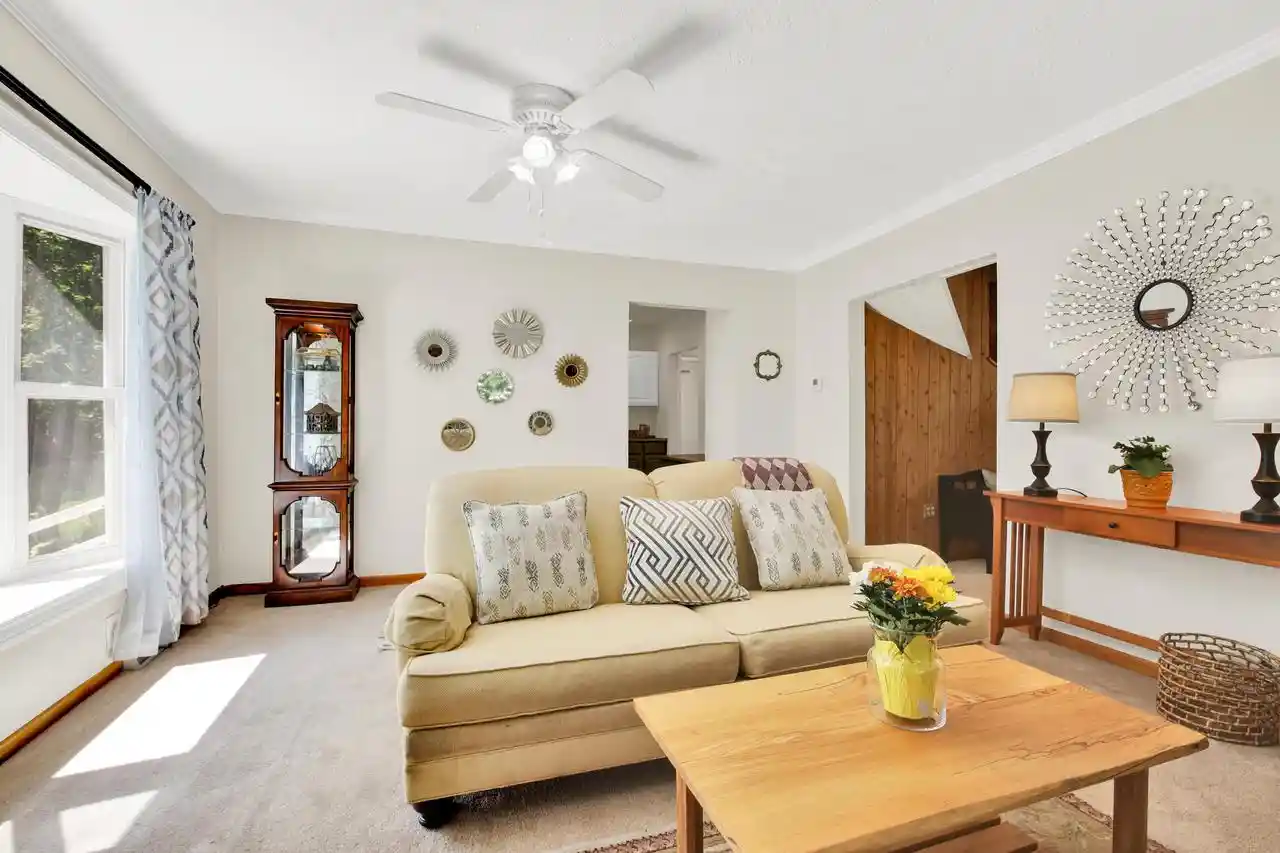 Homes for sale in New Berlin, WI | 4135 S Racine Avenue Avenue, New Berlin, WI 53146 | MLS# 1968741