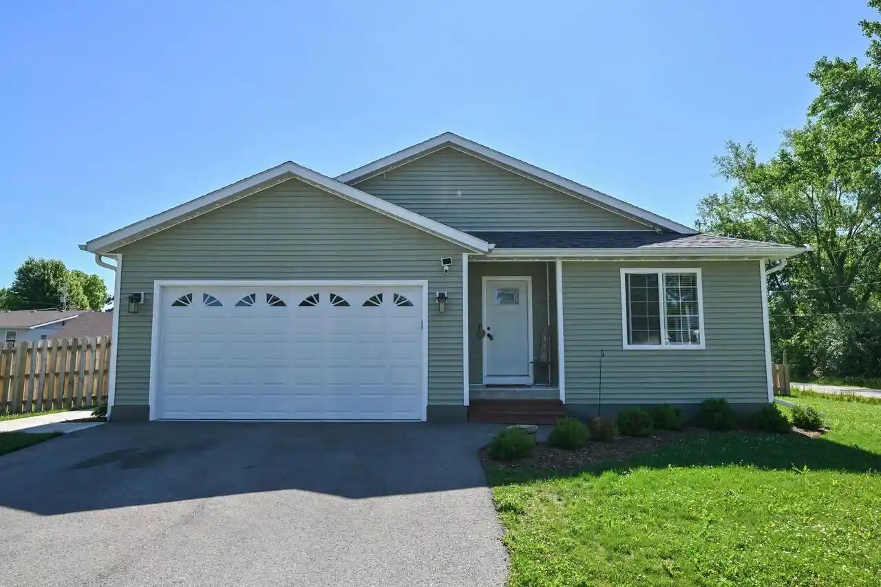 Homes for sale in Genoa City, WI | N1476 Chicago Dr Dr, Genoa City, WI 53128 | MLS# 1968746